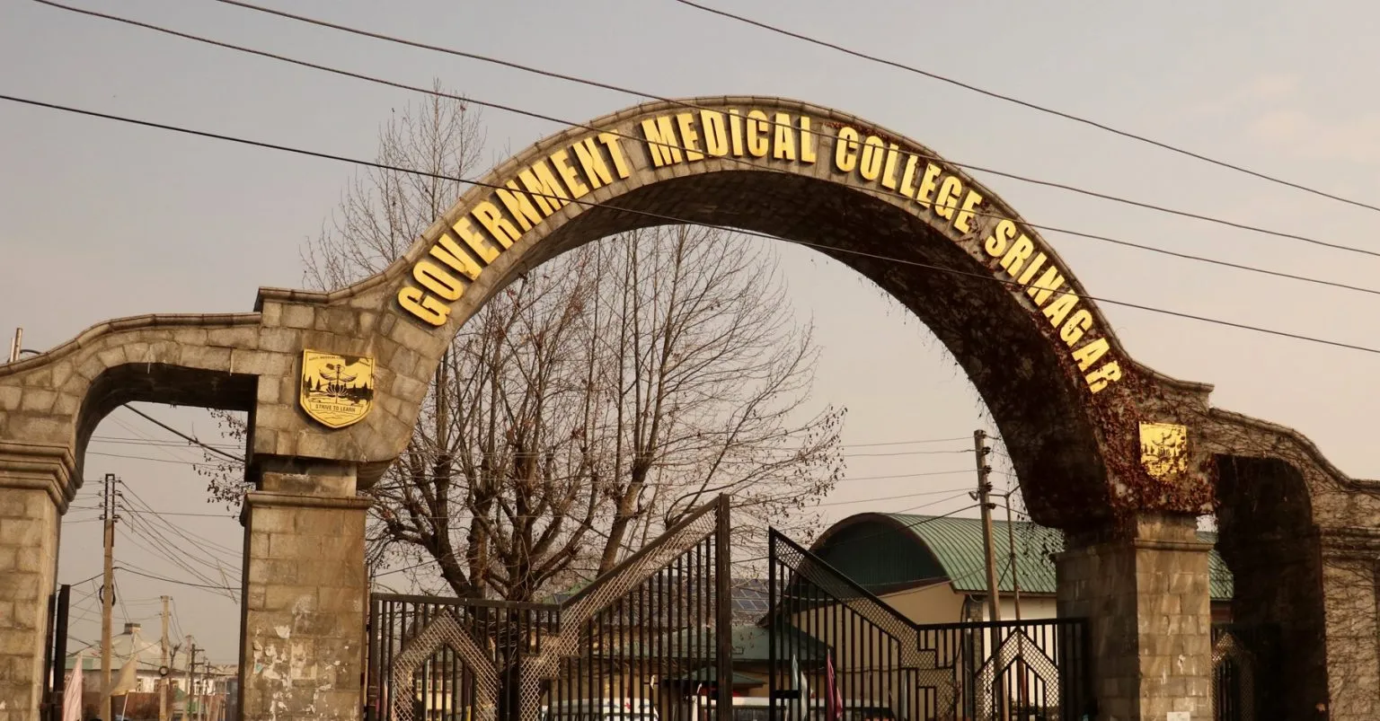 GMC Srinagar paramedical students say careers at risk due to Kashmir University, GMC mismanagement
