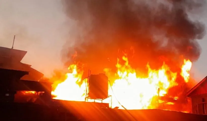 At least 20 houses gutted in massive night fire in Kishtwar