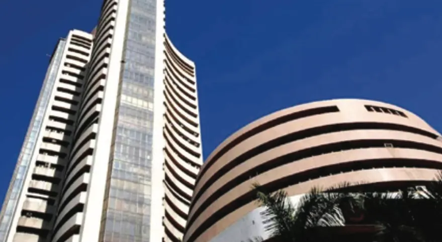 Sensex, Nifty hit fresh lifetime highs in early trade